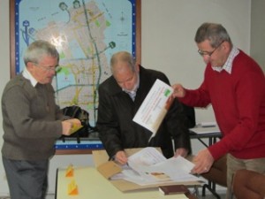 Les préparatifs dans la salle Maurice Cardin
